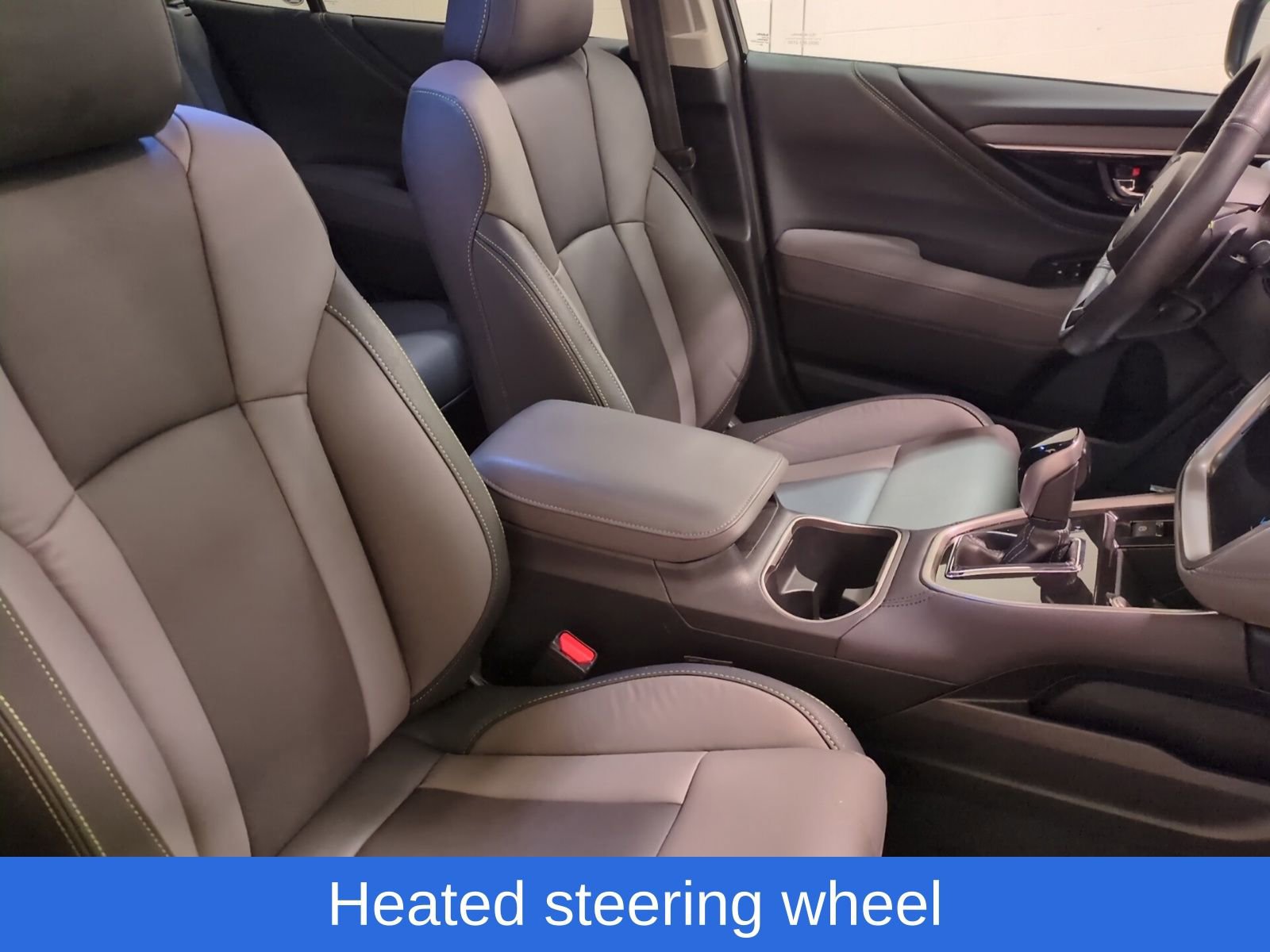 Used 2025 Subaru Outback Onyx Edition image 11