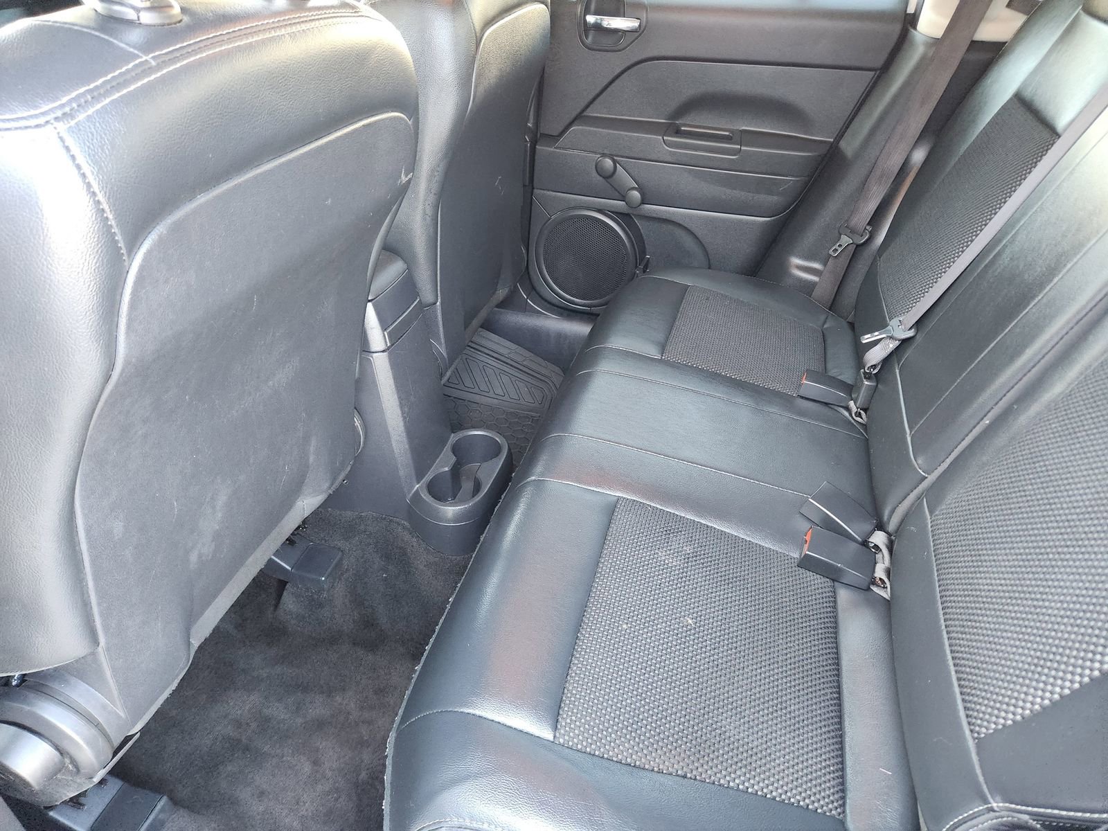 Used 2017 Jeep Patriot Sport image 35