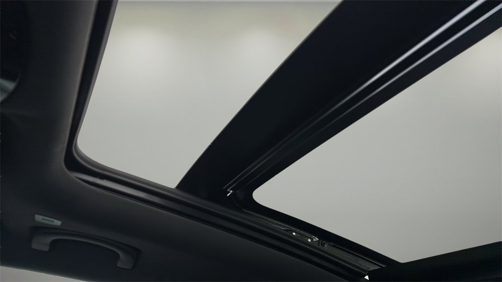 New 2025 Maserati Grecale Modena image 15