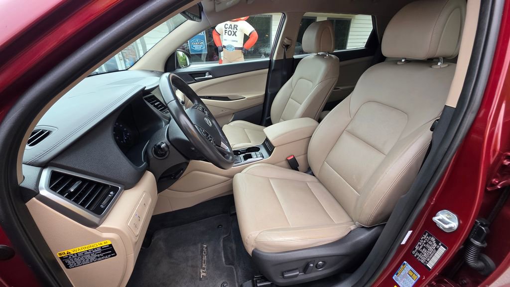 Used 2017 Hyundai Tucson SE Plus w/ Cargo Package FWD image 9