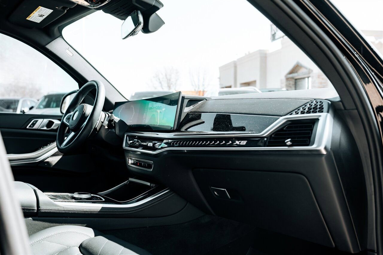 Used 2026 BMW X5 xDrive40i w/ M Sport Package image 54