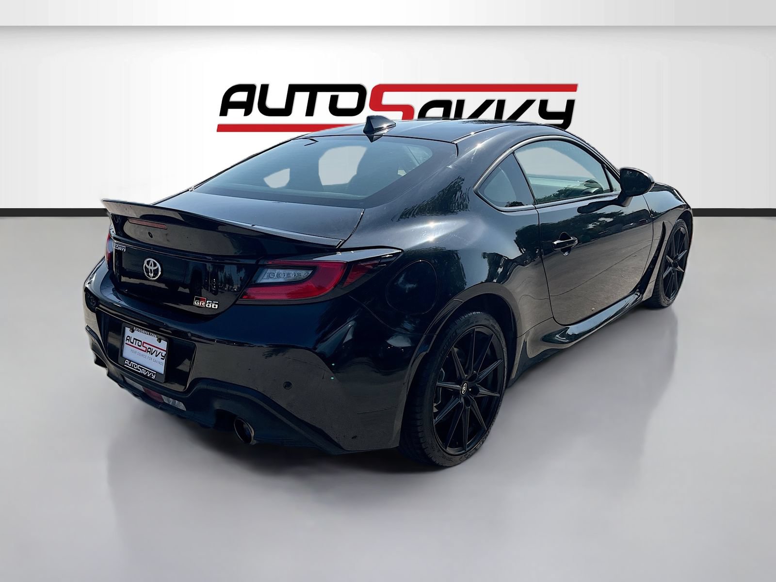 Used 2025 Toyota GR86 Premium RWD image 7