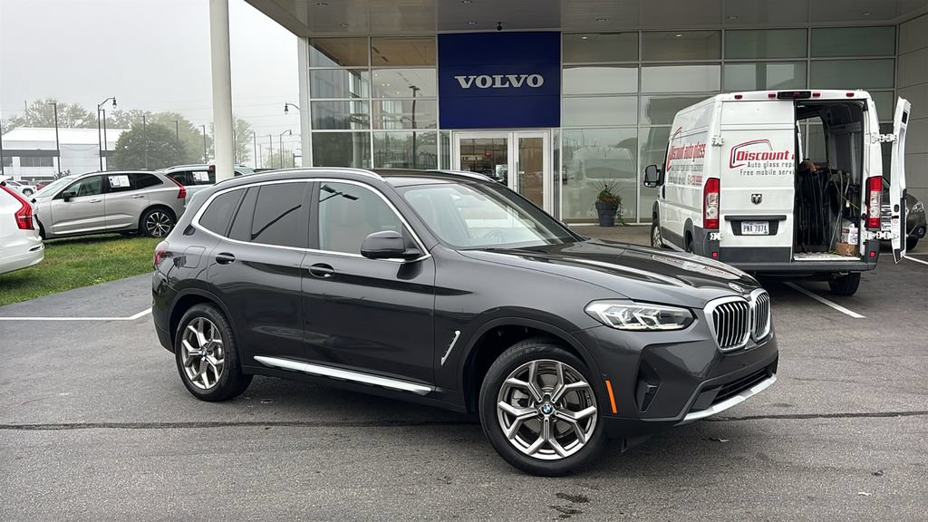 Used 2024 BMW X3 xDrive30i w/ Convenience Package w/ZPA AWD/4WD image 2