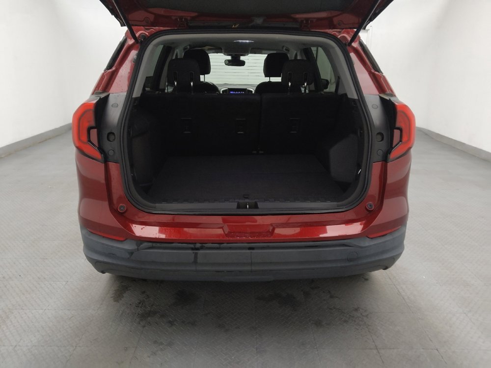 Used 2020 GMC Terrain SLE image 29