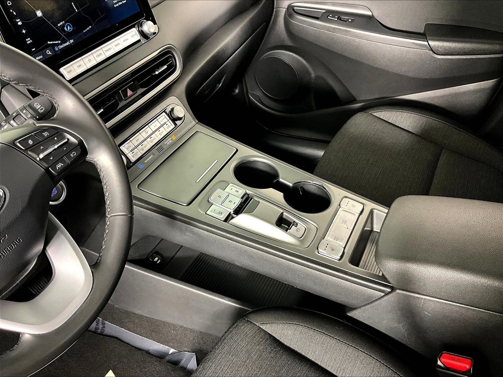 Used 2023 Hyundai Kona SEL FWD image 18