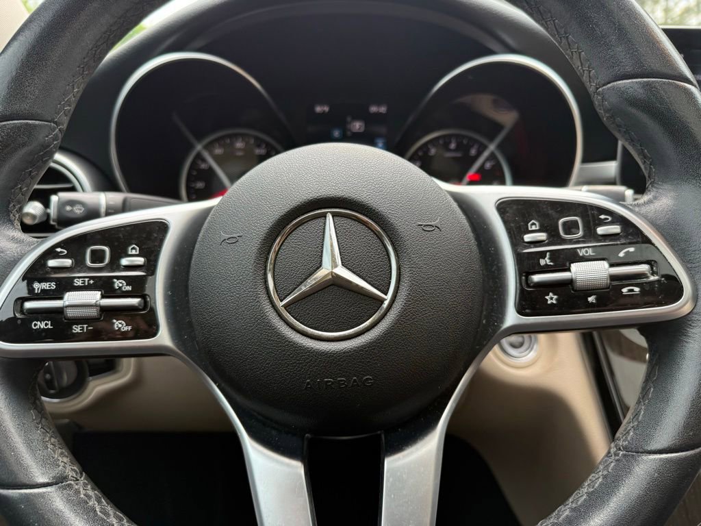 Used 2019 Mercedes-Benz C 300 Sedan image 23