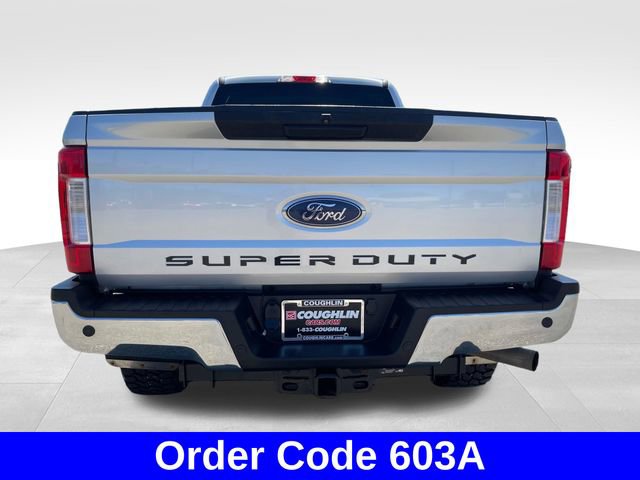 Used 2019 Ford F250 XLT w/ XLT Value Package AWD/4WD image 4
