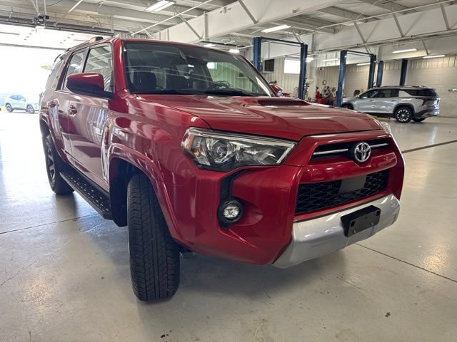 Used 2021 Toyota 4Runner TRD Off-Road AWD/4WD image 31