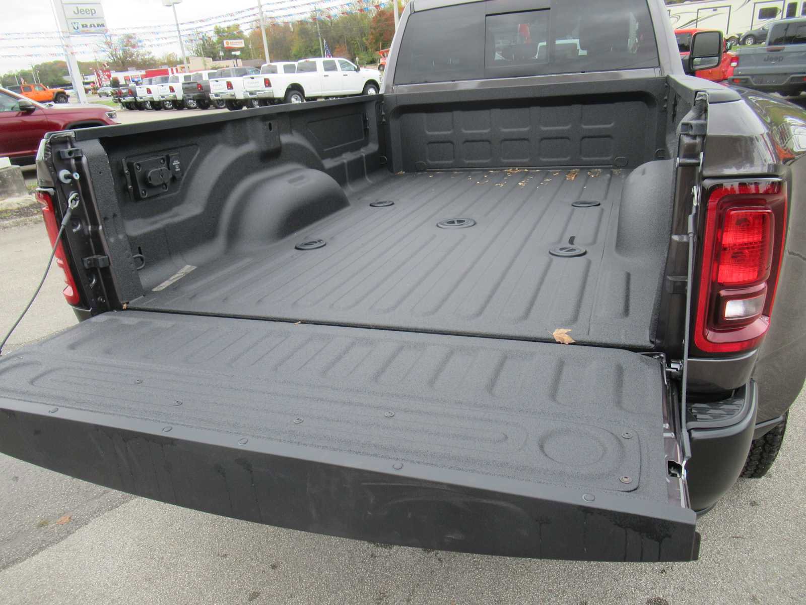 New 2026 RAM 3500 Tradesman image 10