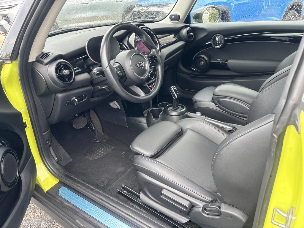 Used 2024 MINI Cooper S FWD image 8