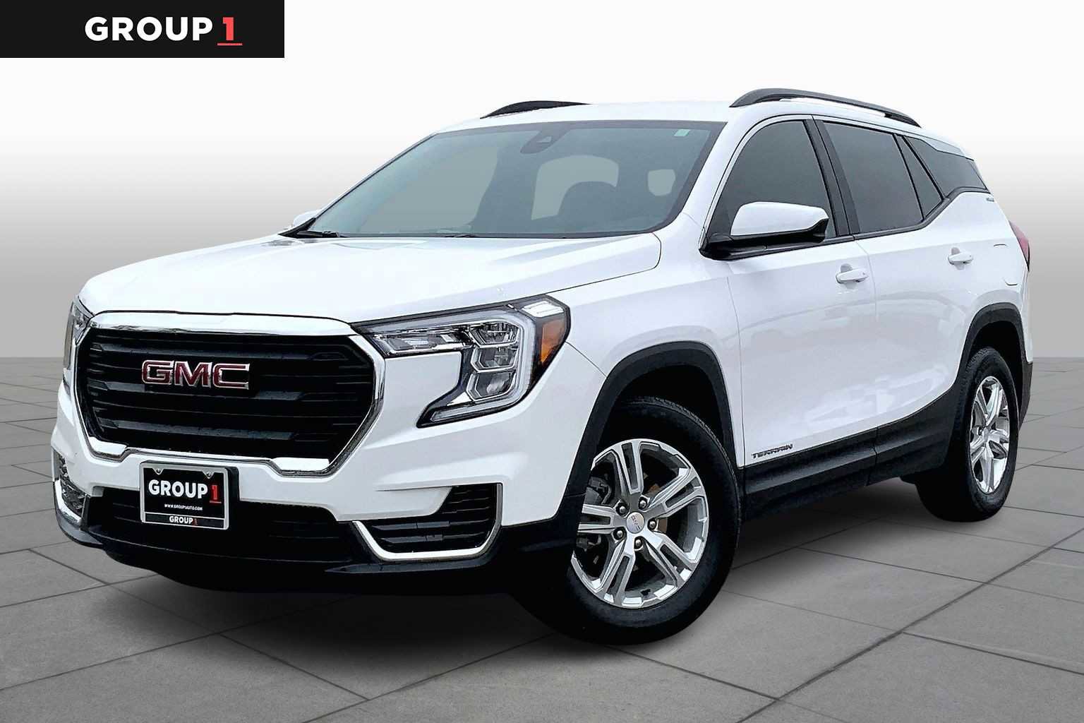 Certified 2022 GMC Terrain SLE w/ Driver Convenience Package image 1