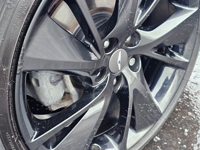 Used 2023 Genesis G70 2.0T w/ Sport Prestige Package image 7