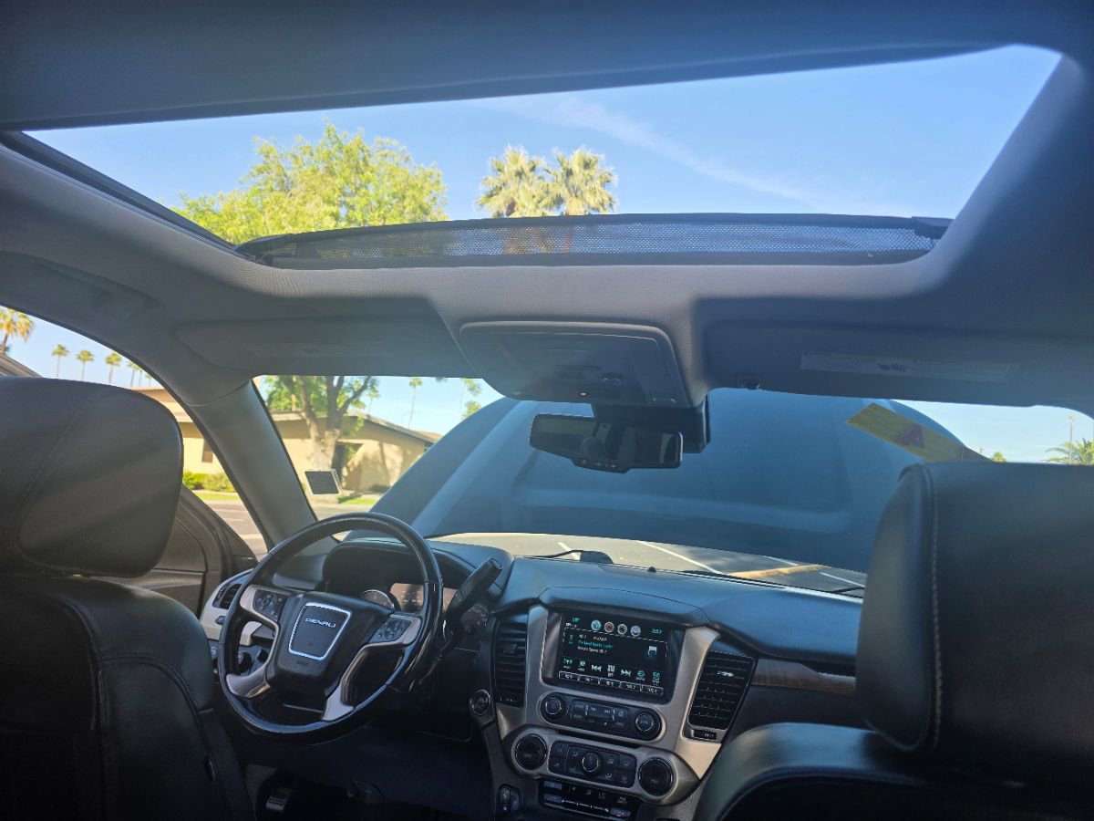 Used 2018 GMC Yukon XL Denali image 27