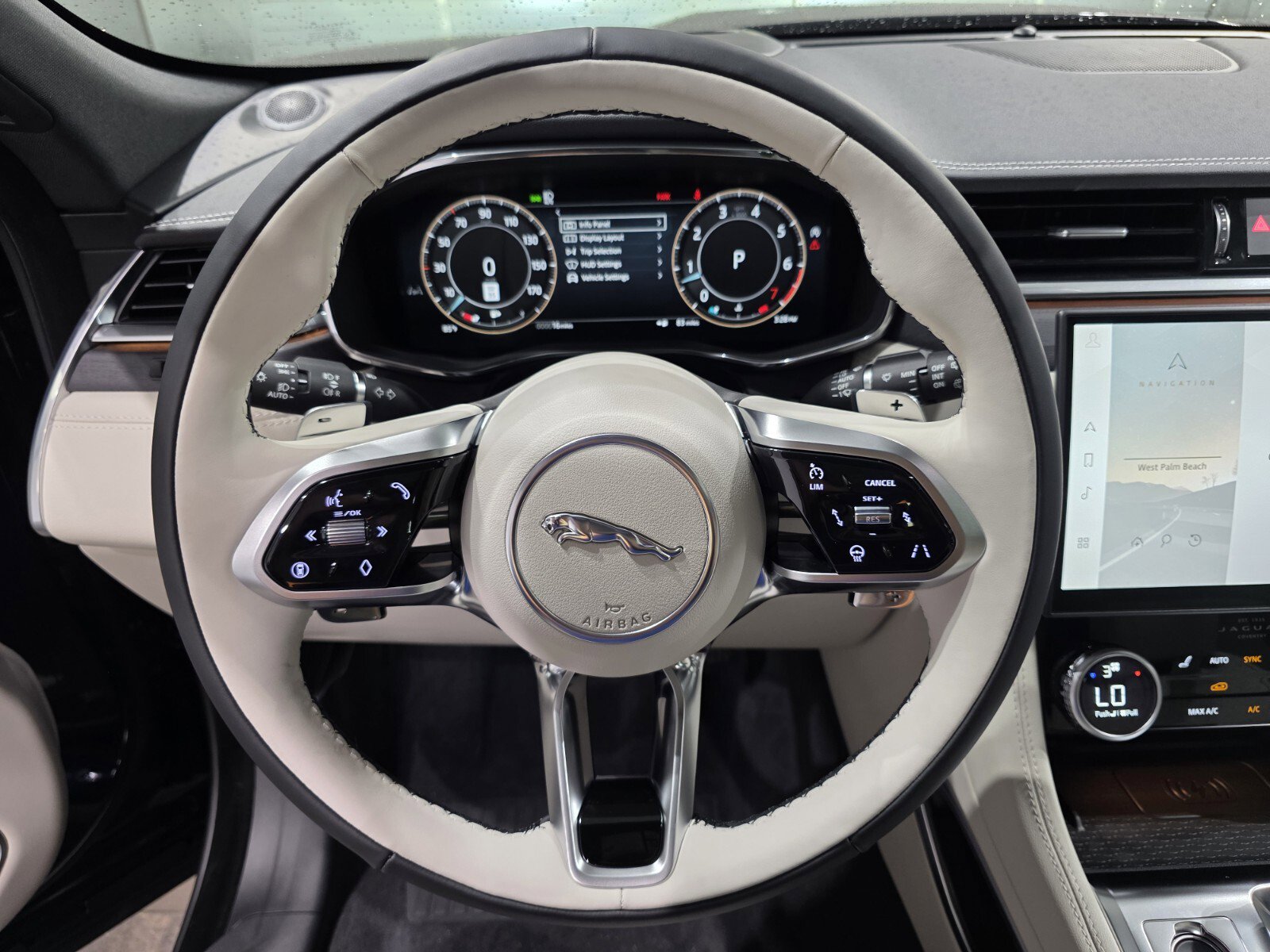 New 2026 Jaguar F-PACE R-Dynamic S image 14