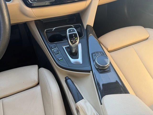 Used 2017 BMW 330i xDrive Sedan image 16