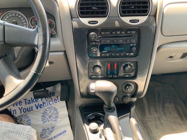 Used 2005 GMC Envoy XL SLE RWD image 24