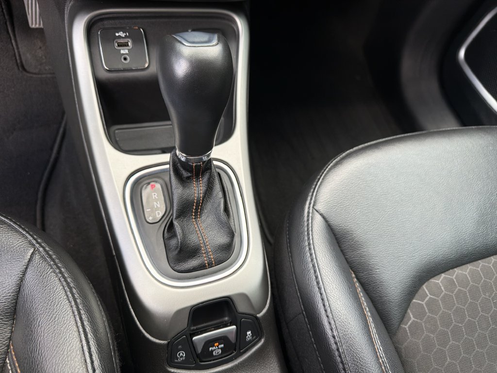 Used 2020 Jeep Compass Latitude w/ Popular Equipment Group FWD image 25