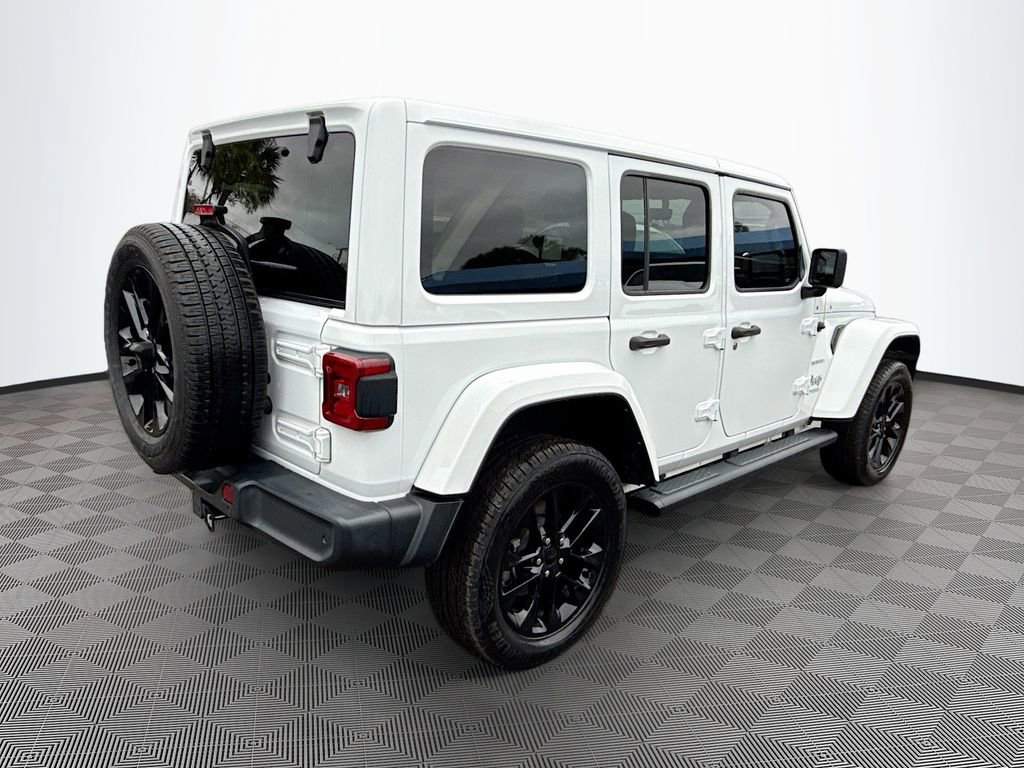 Used 2021 Jeep Wrangler Unlimited Sahara w/ Safety Group image 6