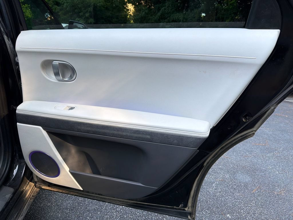 Used 2022 Hyundai Ioniq 5 SEL RWD image 16