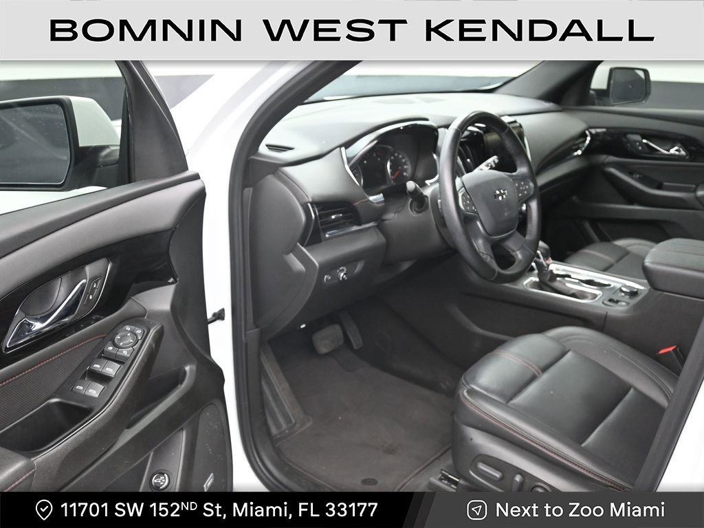 Used 2023 Chevrolet Traverse RS image 10