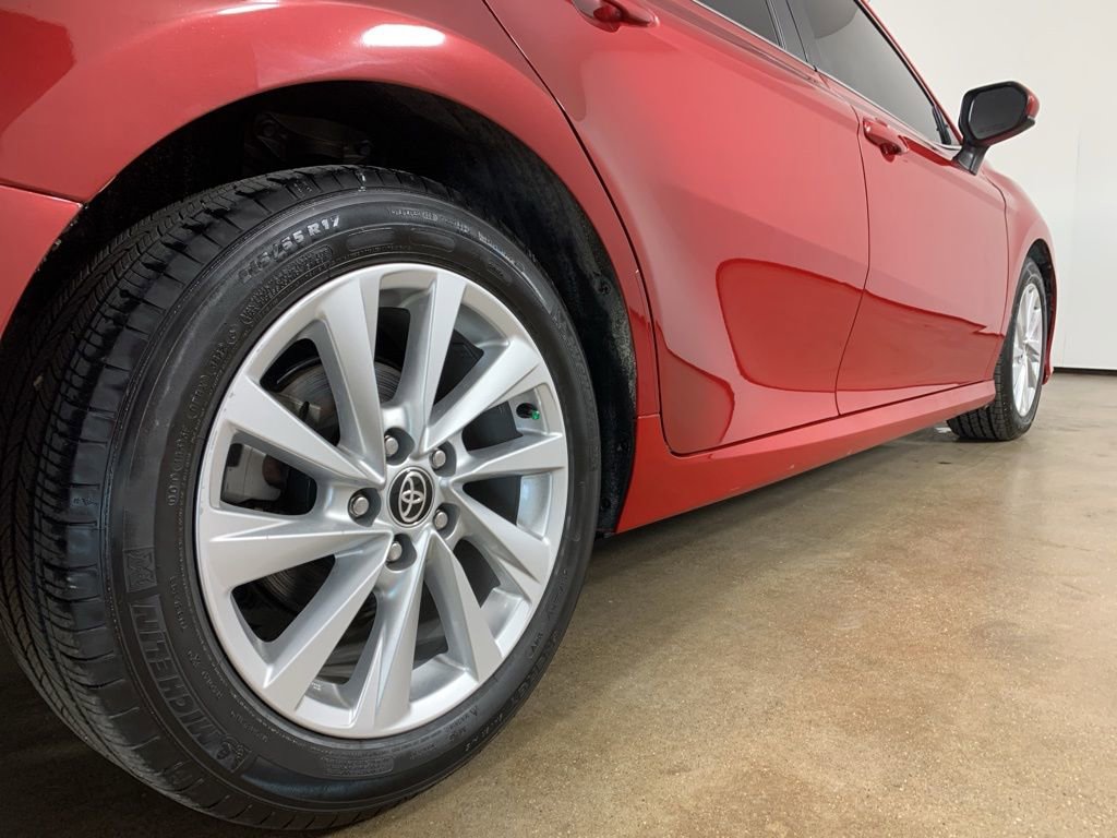 Used 2023 Toyota Camry LE image 9