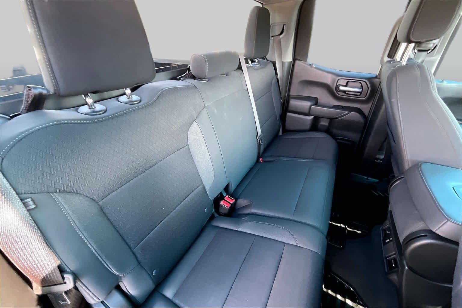 Used 2023 Chevrolet Silverado 1500 Custom RWD image 19