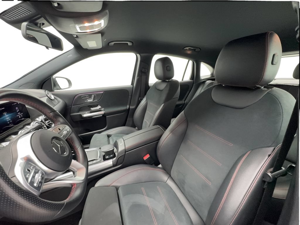 Used 2021 Mercedes-Benz GLA 35 AMG 4MATIC image 19