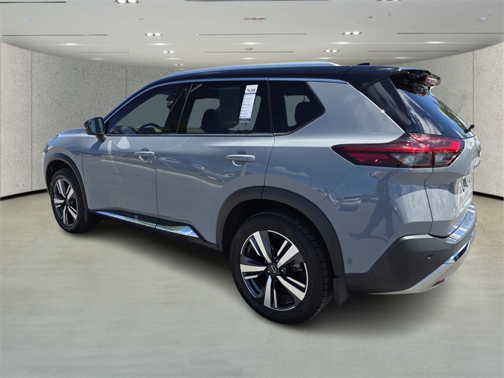 Used 2022 Nissan Rogue Platinum w/ Head-Up Display Package image 5
