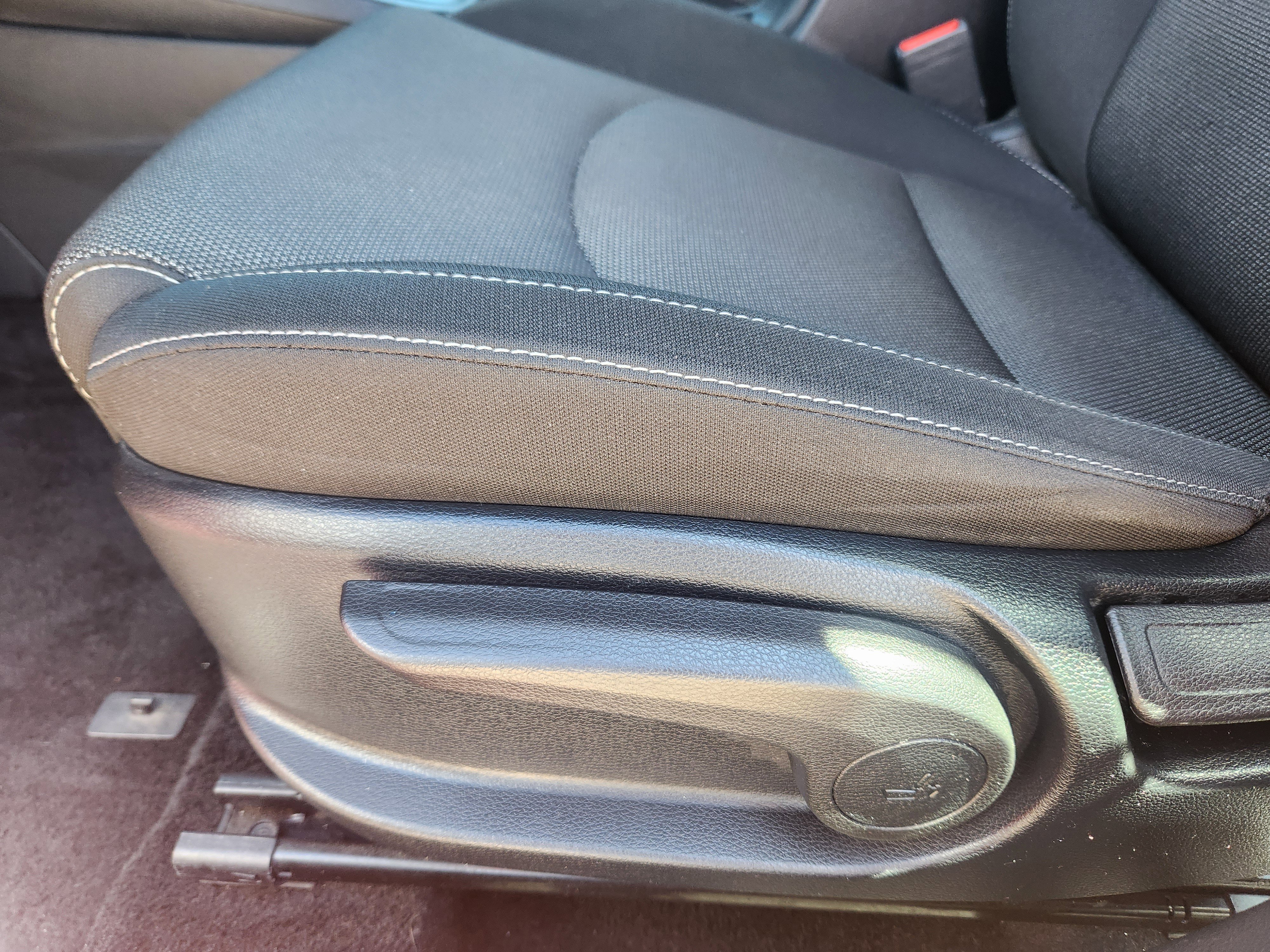 Used 2024 Kia Forte LXS FWD image 16
