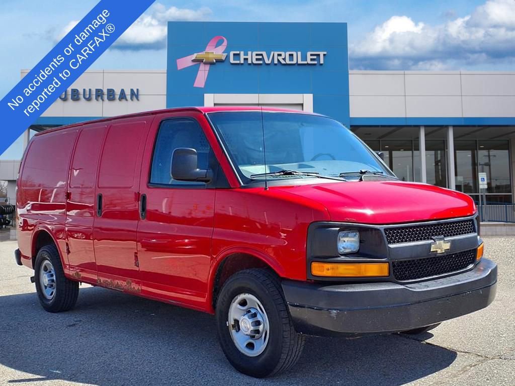 Used 2017 Chevrolet Express 2500 image 3