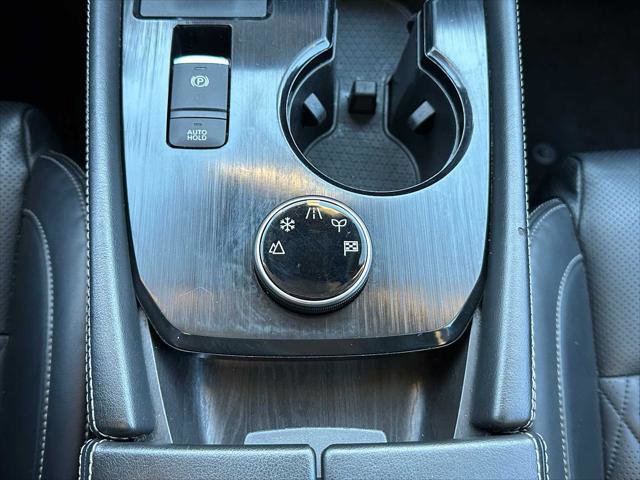 Used 2021 Nissan Rogue Platinum image 32