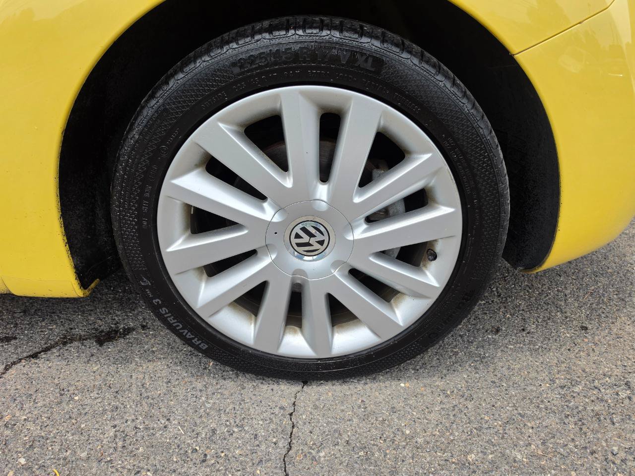 Used 2008 Volkswagen Beetle SE FWD image 37