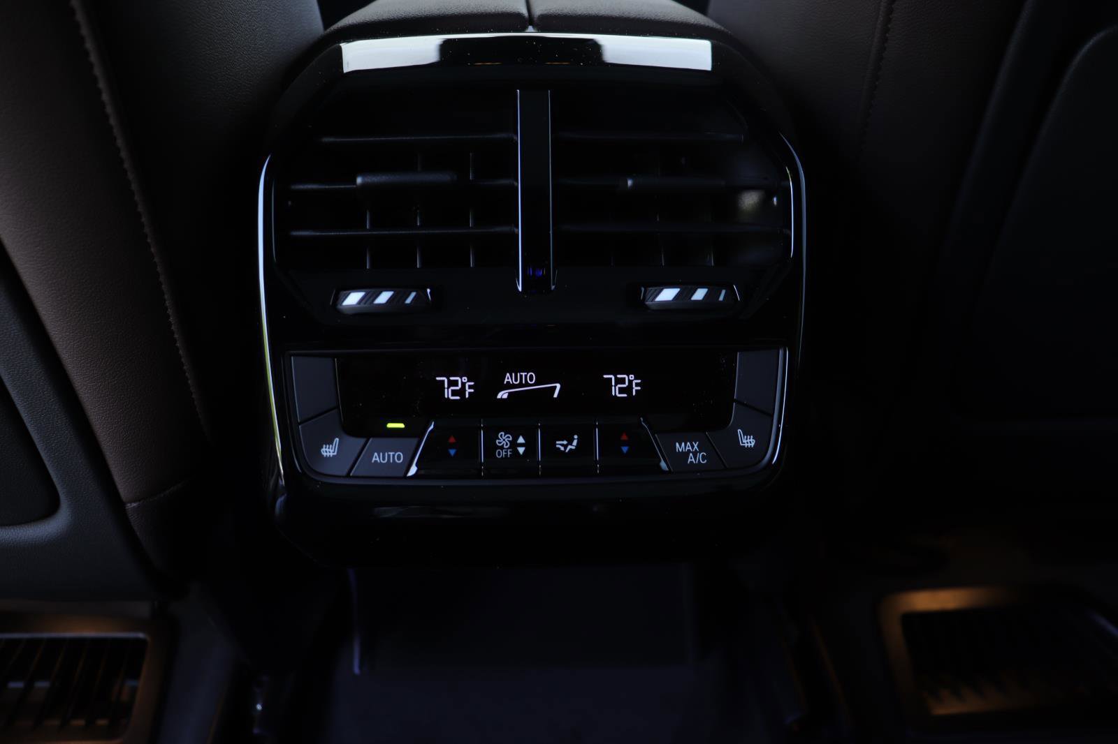 New 2026 BMW iX xDrive60 image 22