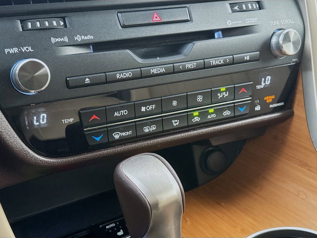 Used 2017 Lexus RX 350 AWD w/ Premium Package image 19