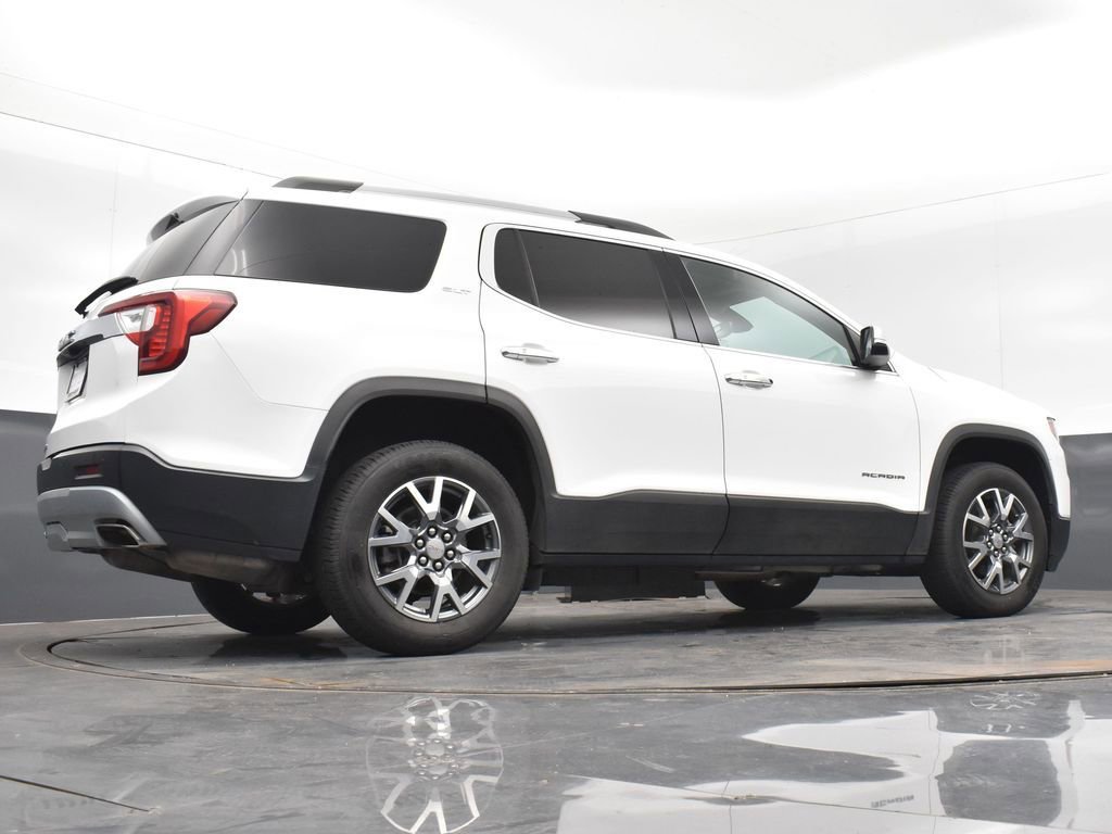 Used 2023 GMC Acadia SLT image 19