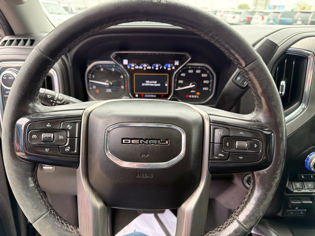 Used 2022 GMC Sierra 3500 Denali AWD/4WD image 29