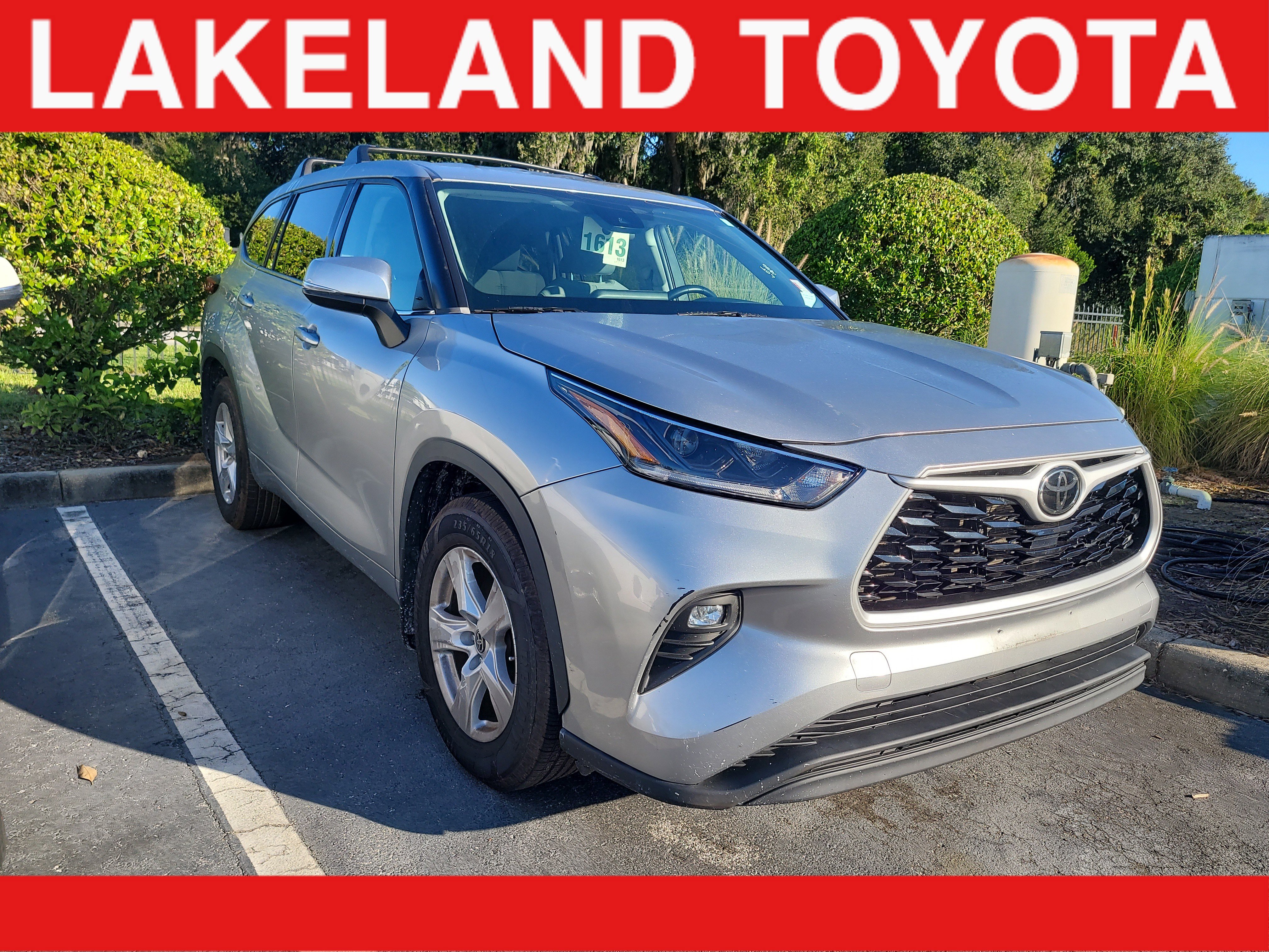 Used 2021 Toyota Highlander LE