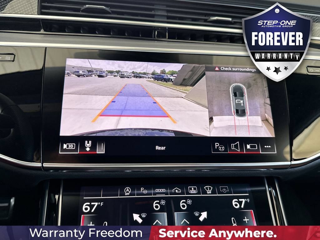 Used 2024 Audi S8 AWD/4WD image 27
