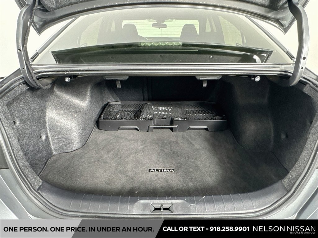 Certified 2025 Nissan Altima 2.5 SV FWD image 23
