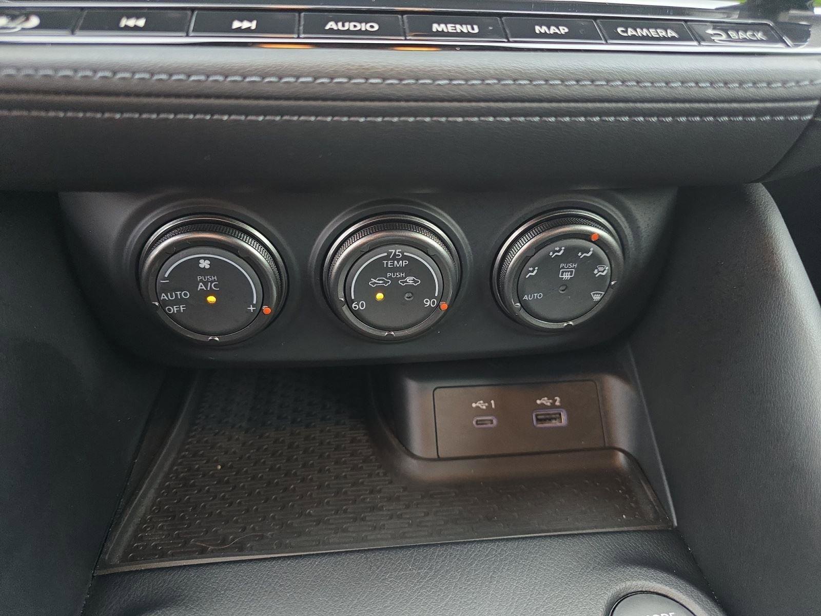 Used 2023 Nissan Z Performance w/ Floor Mat Package (L93) image 19