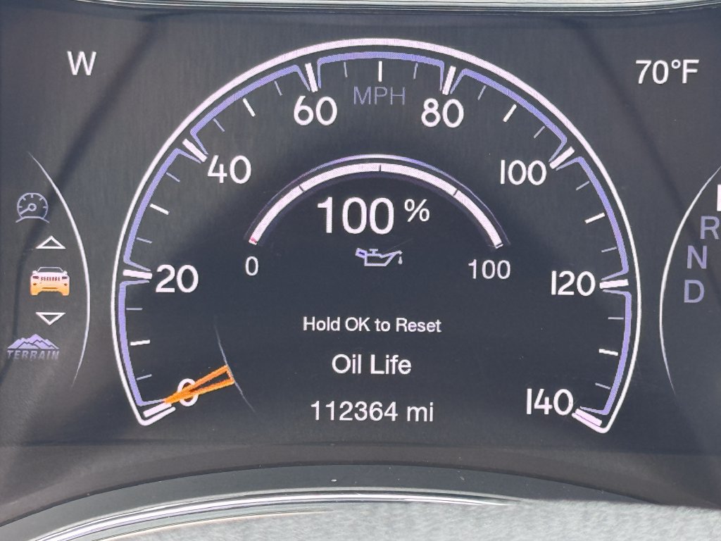 Used 2016 Jeep Grand Cherokee Limited 75th Anniversary AWD/4WD image 26
