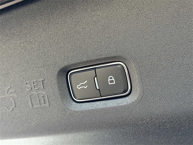 New 2025 Lincoln Navigator Reserve w/ Jet Appearance Package image 13