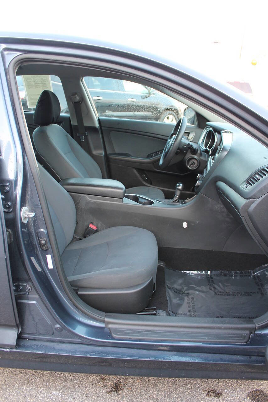 Used 2015 Kia Optima LX image 22