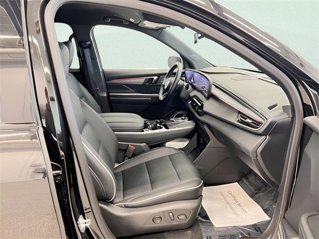 Certified 2025 Buick Enclave Sport Touring image 12