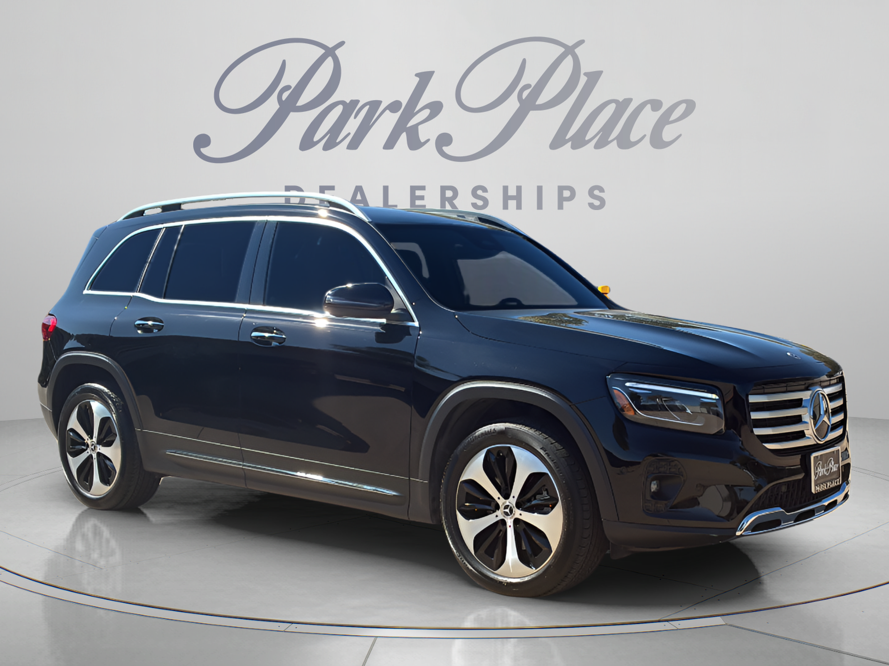 Certified 2024 Mercedes-Benz GLB 250 image 7