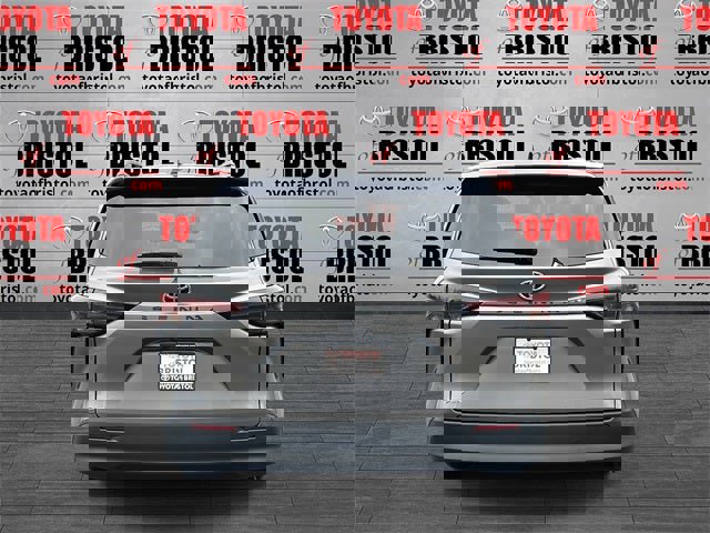 New 2026 Toyota Sienna LE image 5
