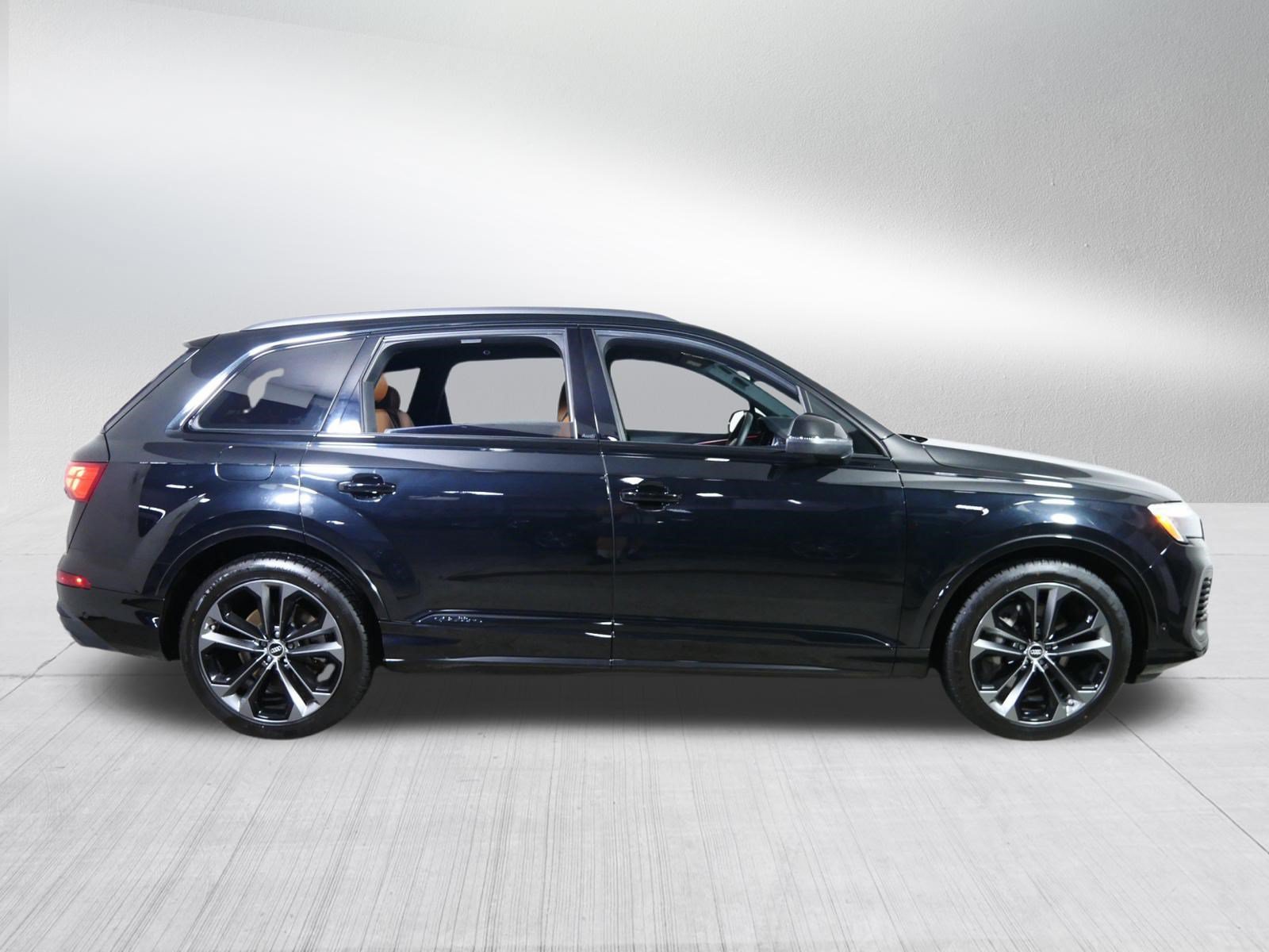 Used 2025 Audi Q7 3.0T Prestige AWD/4WD image 8