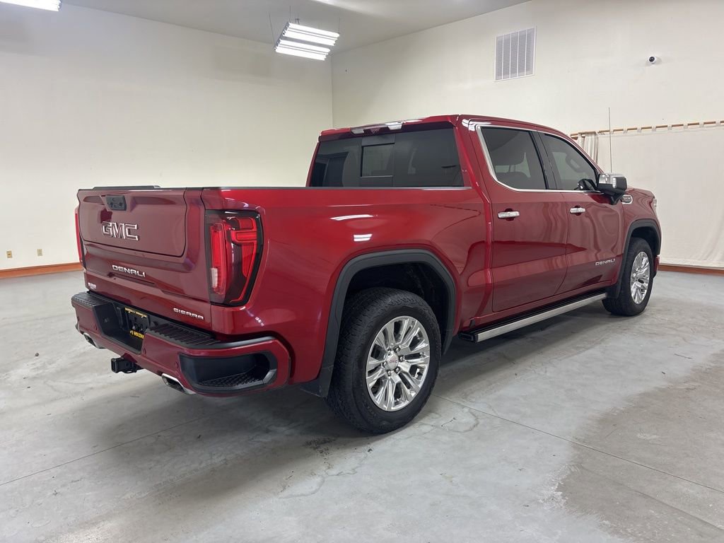 Used 2024 GMC Sierra 1500 Denali w/ Technology Package AWD/4WD image 8