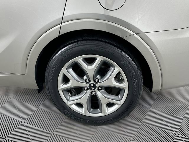Used 2019 Kia Sorento SX image 30