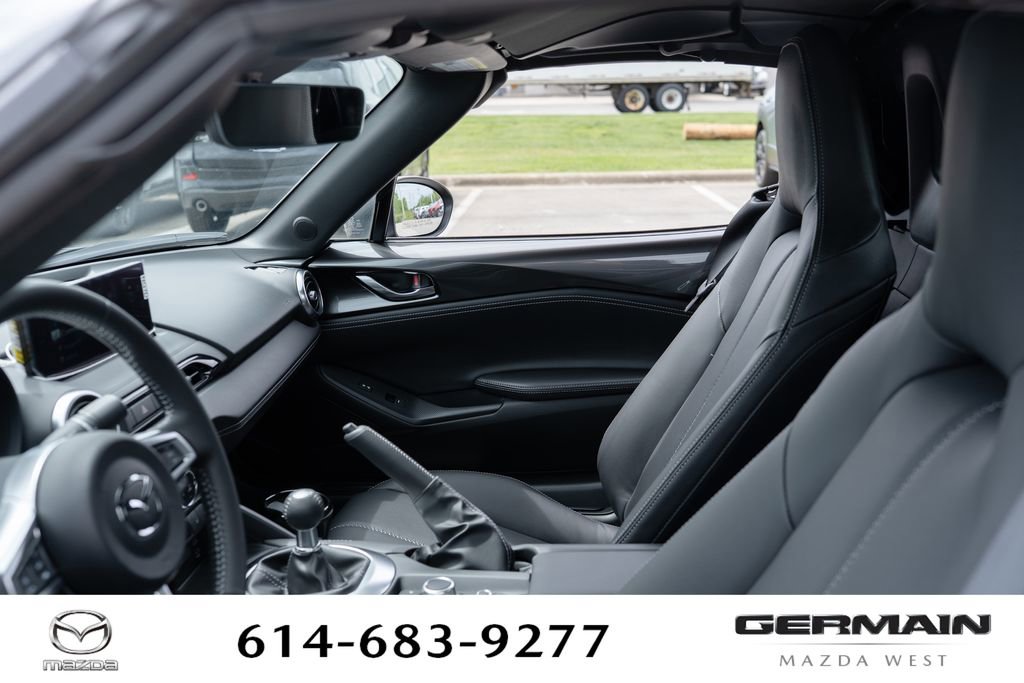 New 2026 MAZDA MX-5 Miata RF Grand Touring RWD image 18